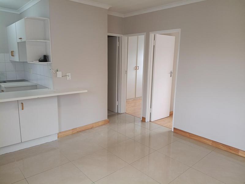 To Let 2 Bedroom Property for Rent in Pinelands Western Cape